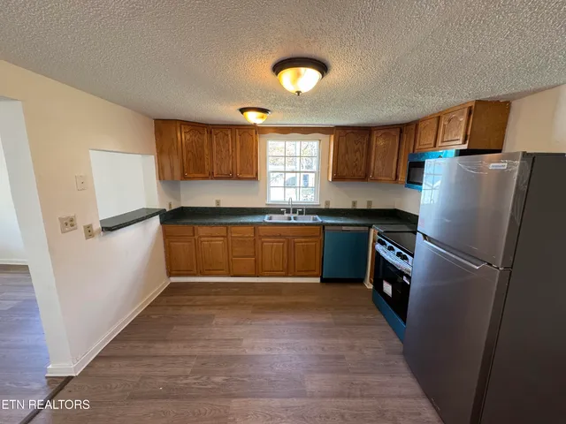 $169,900 | 915 Drive D, Knoxville, TN 37920