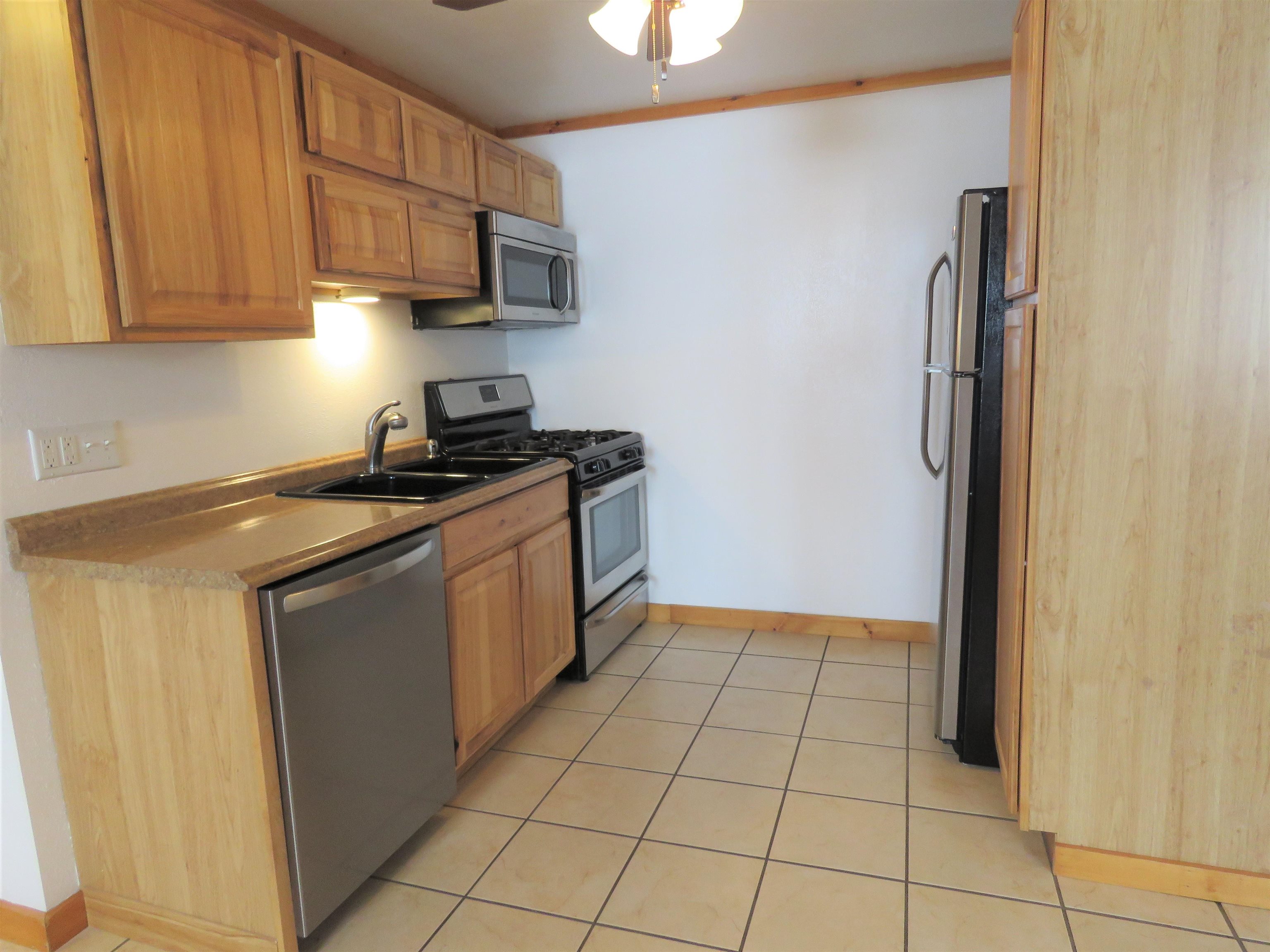 2637 Farrar Road, Unit 6 Newport Town, VT 05857 - Photo 5 of 17 Gallery Image 5