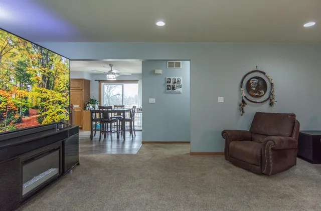 $359,900 | 1020 2nd Avenue, Howard Lake, MN 55349