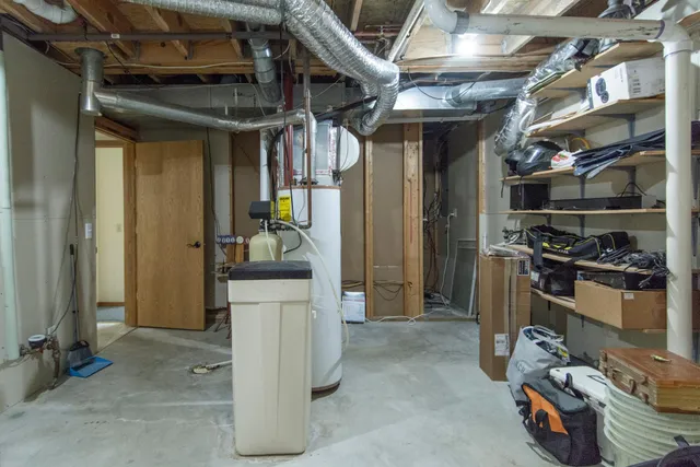 $359,900 | 1020 2nd Avenue, Howard Lake, MN 55349