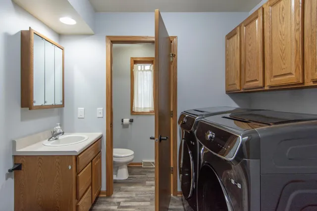 $359,900 | 1020 2nd Avenue, Howard Lake, MN 55349