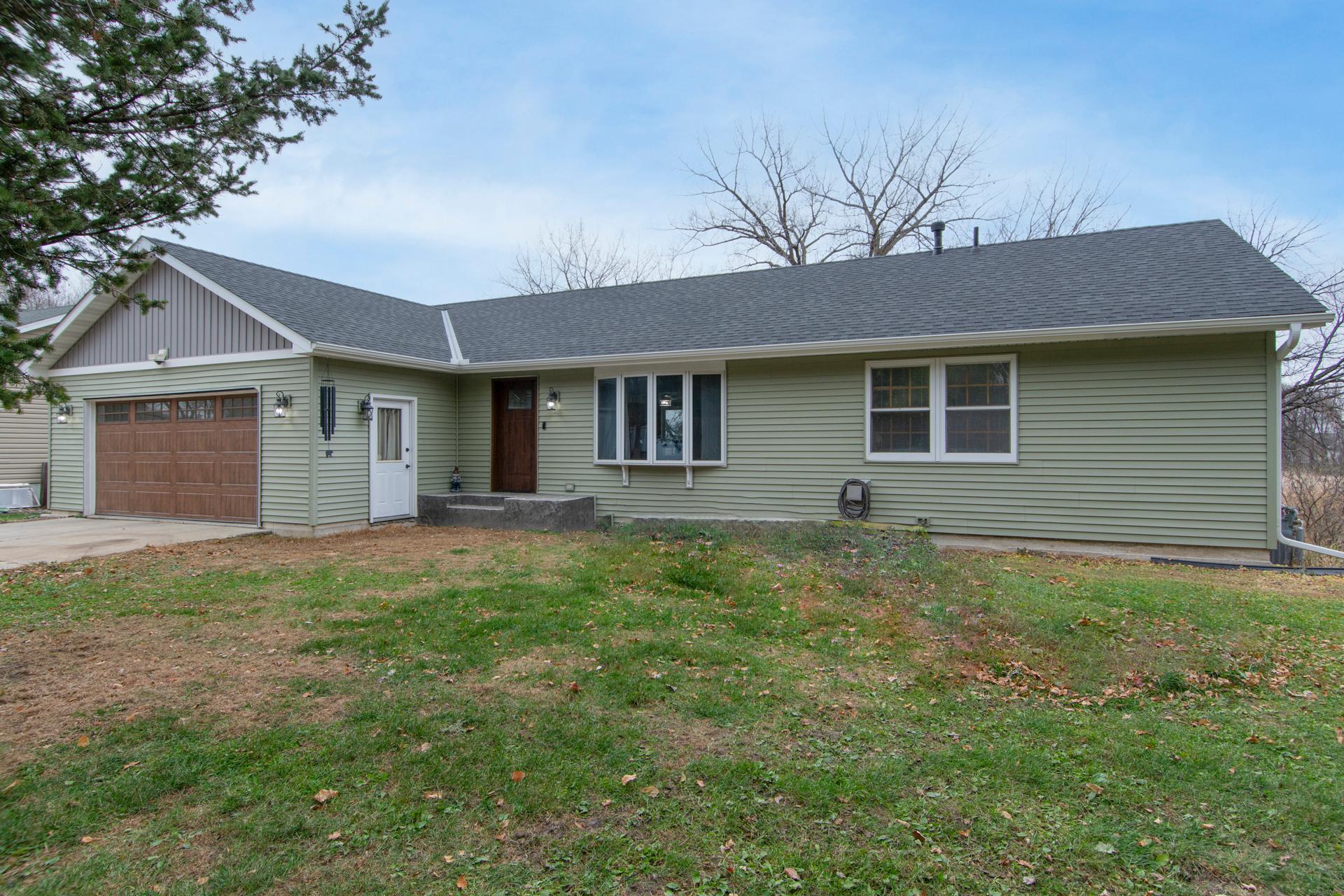 1020 2nd Avenue Howard Lake, MN 55349 - Photo 3 of 32