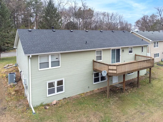 $359,900 | 1020 2nd Avenue, Howard Lake, MN 55349