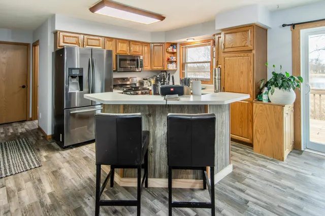 $359,900 | 1020 2nd Avenue, Howard Lake, MN 55349