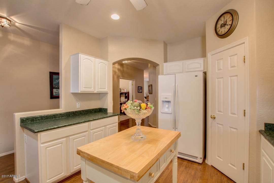 15810 West Redfield Road Surprise, AZ 85379 - Photo 15 of 38 16-Redfield