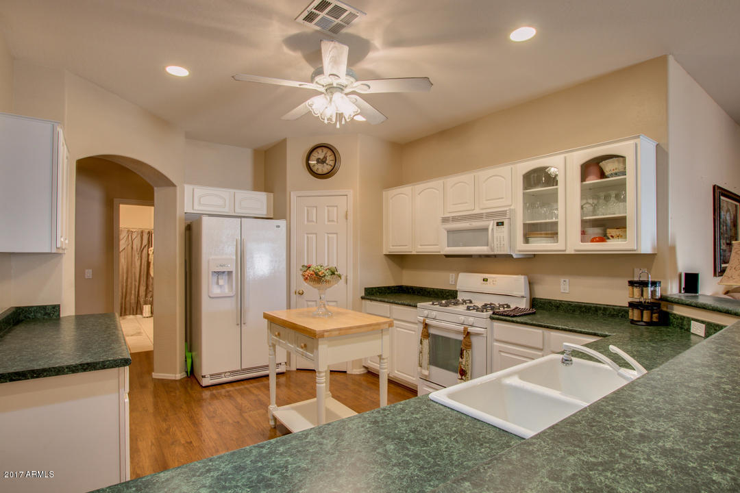 15810 West Redfield Road Surprise, AZ 85379 - Photo 18 of 38 19-Redfield