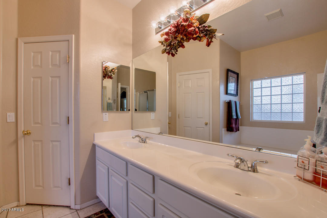 15810 West Redfield Road Surprise, AZ 85379 - Photo 23 of 38 24-Redfield