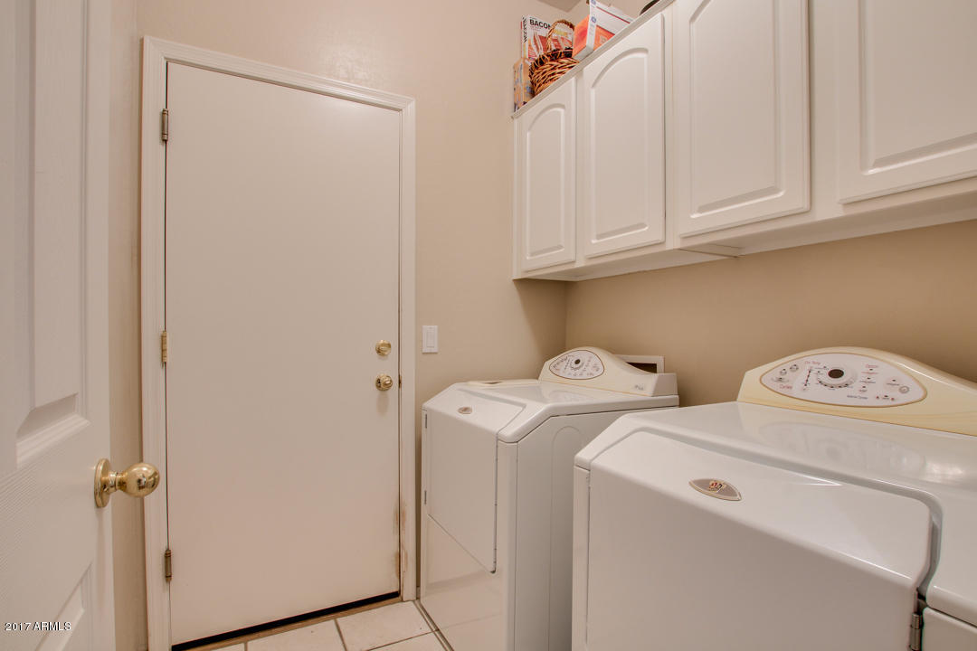 15810 West Redfield Road Surprise, AZ 85379 - Photo 31 of 38 32-Redfield