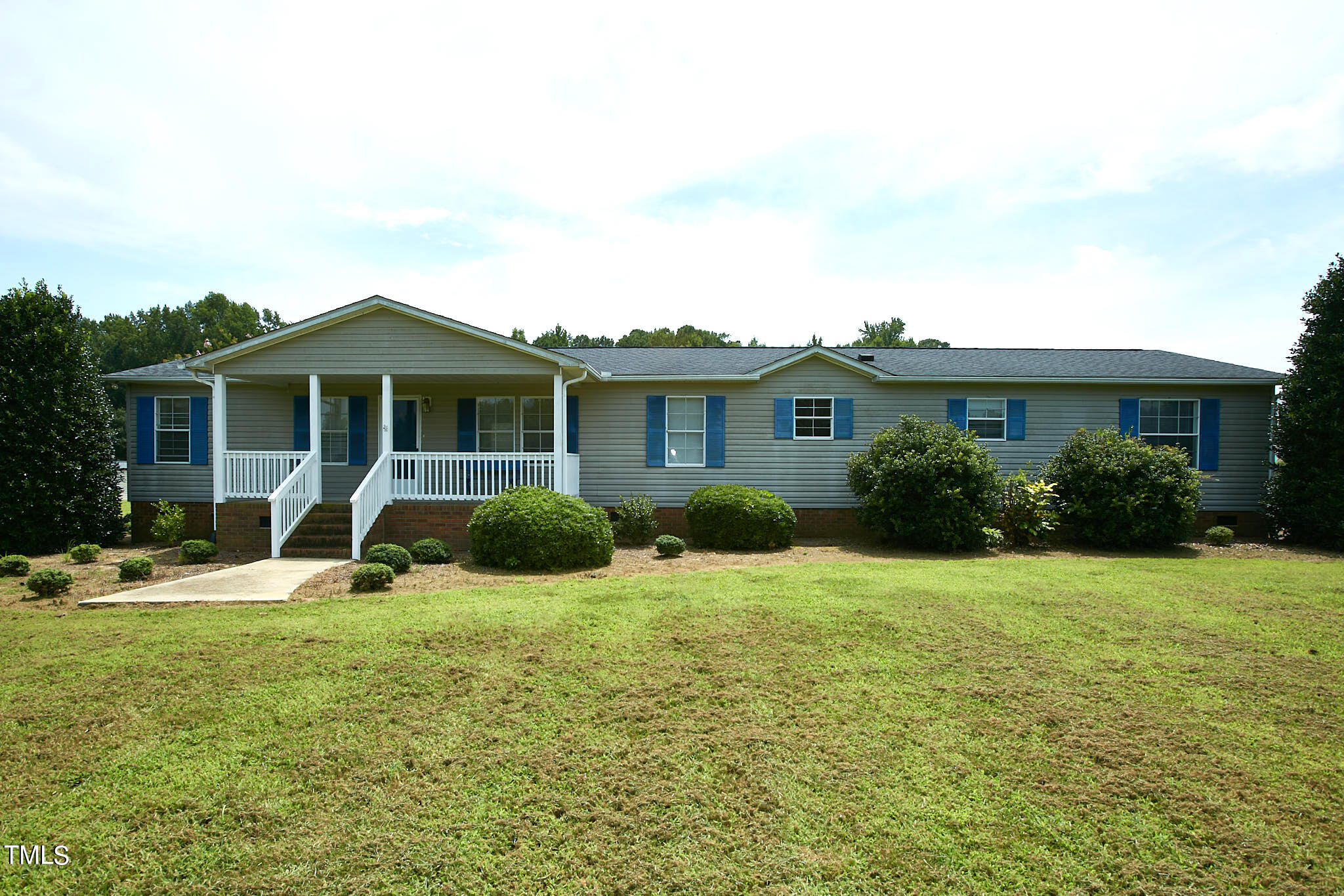 1620 Batten Farm Road Selma, NC 27576 - Photo 1 of 40 1620 Batten Farm - Front