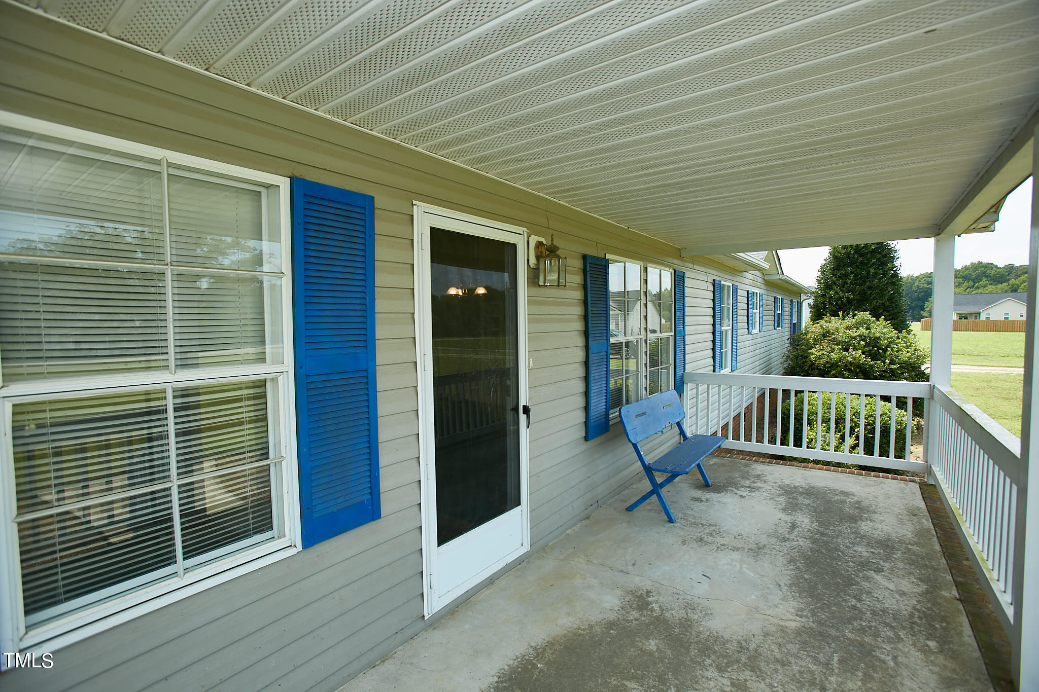1620 Batten Farm Road Selma, NC 27576 - Photo 5 of 40 1620 Batten Farm - Front Porch2