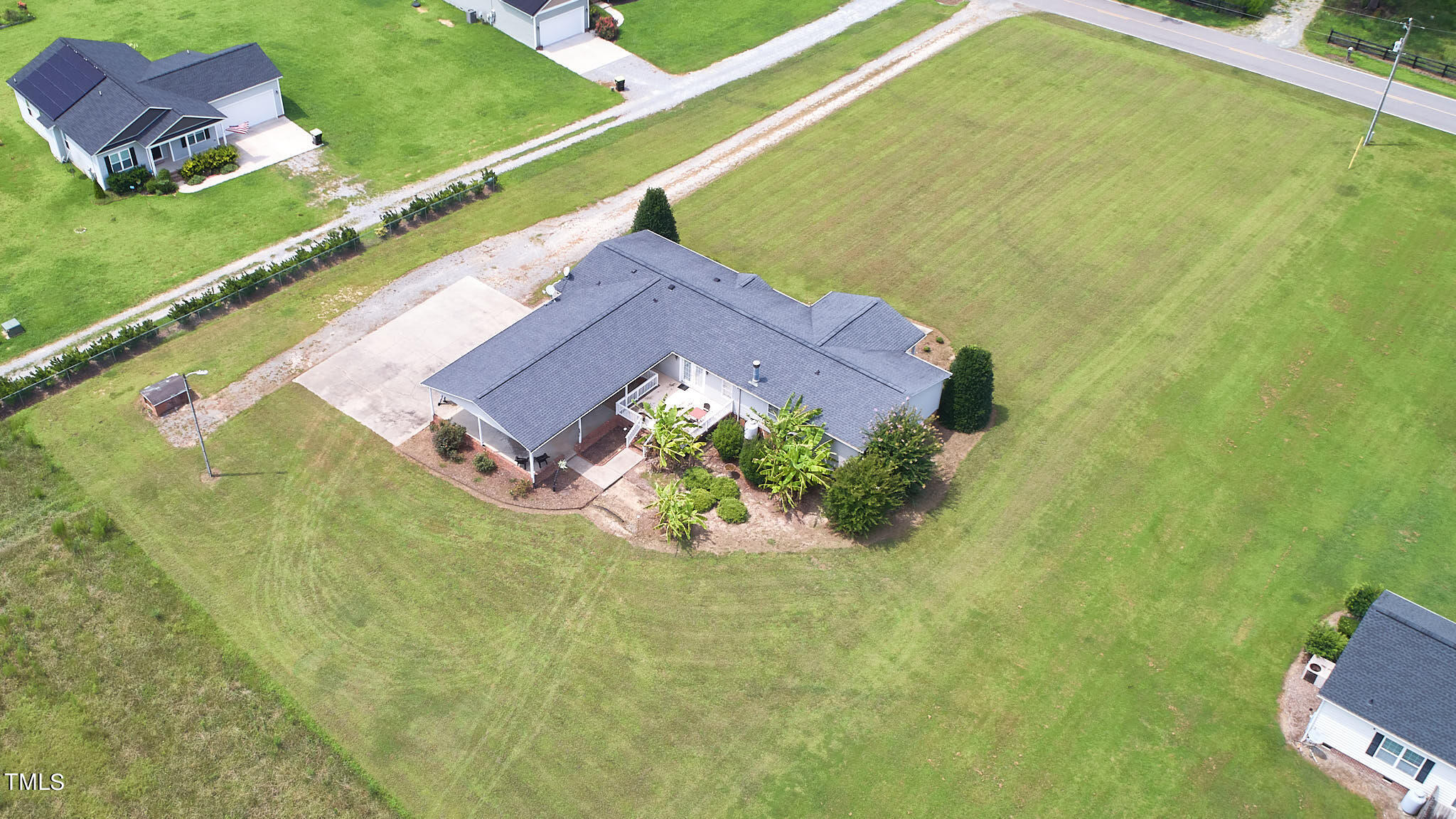 1620 Batten Farm Road Selma, NC 27576 - Photo 10 of 40 1620 Batten Farm - Overhead Drone back
