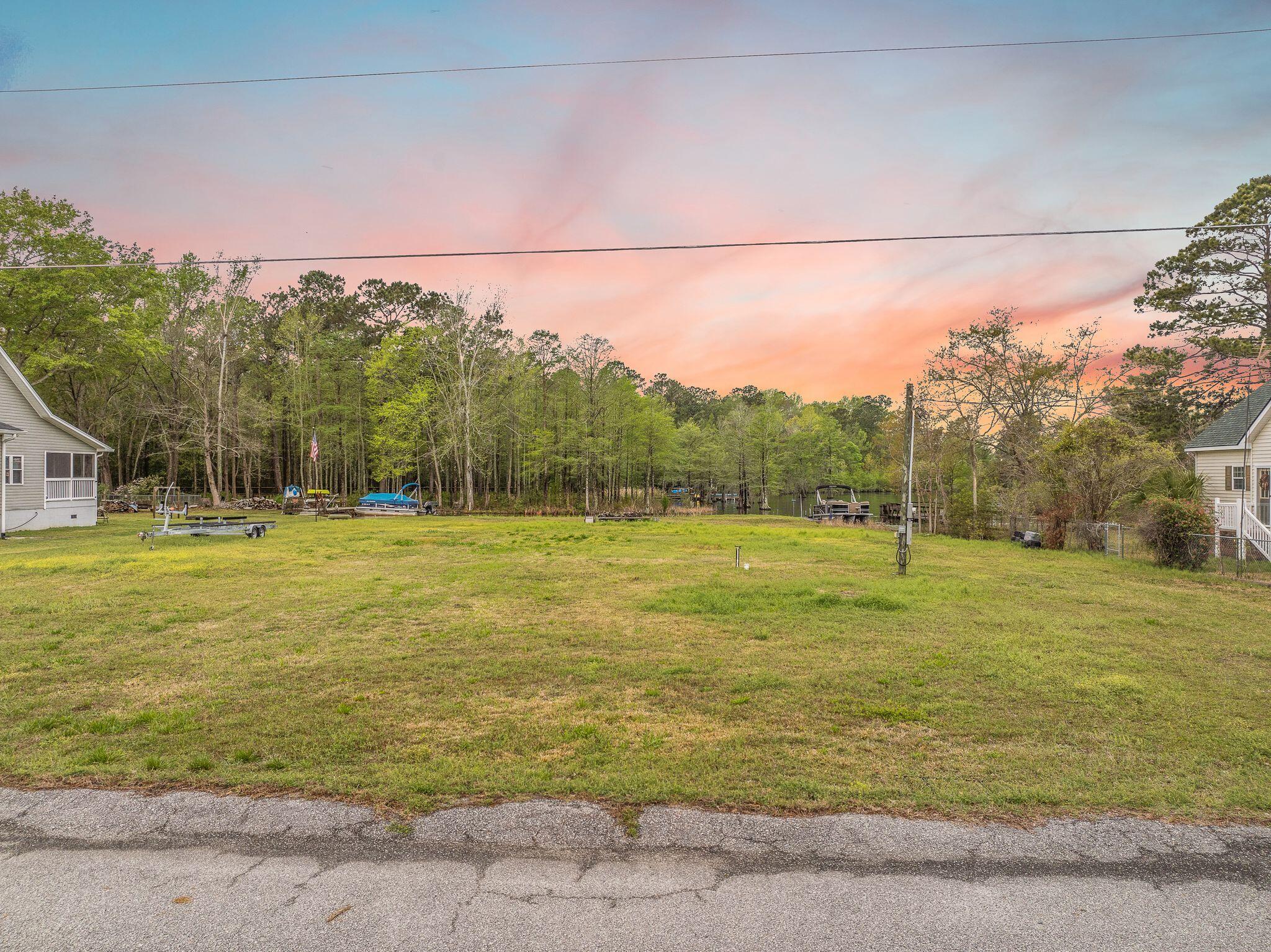 111 Jack's Lane Bonneau, SC 29431 - Photo 17 of 21 13_BARCLAY MEDIA CO-12