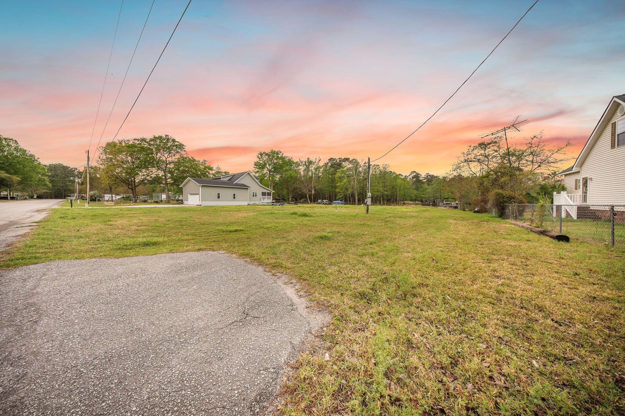111 Jack's Lane Bonneau, SC 29431 - Photo 21 of 21 21_BARCLAY MEDIA CO