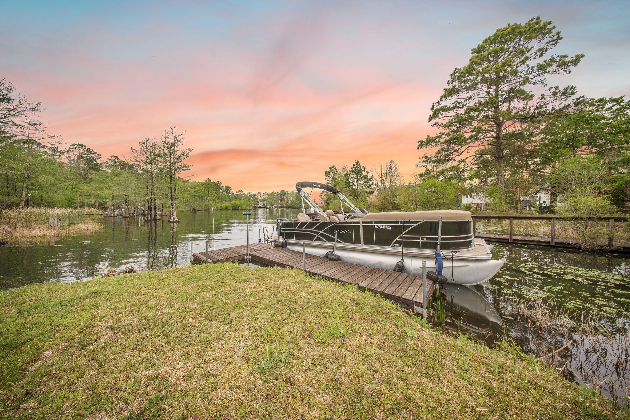 111 Jack's Lane Bonneau, SC 29431 - Photo 6 of 21 8_BARCLAY MEDIA CO-7