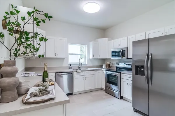 $208,999 | 1440 Las Villas Boulevard, Sebring, FL 33870