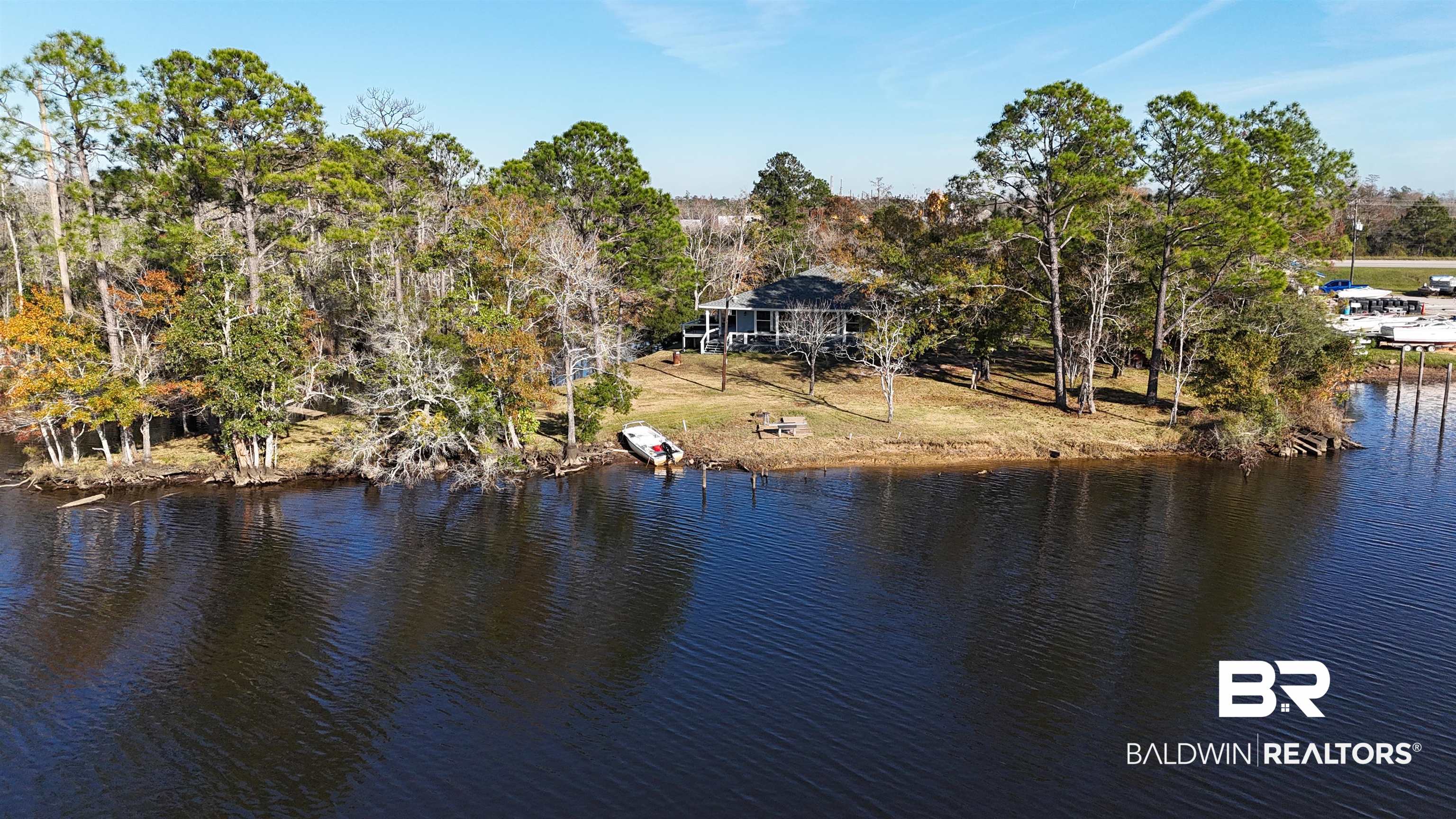 631 North Craft Highway Mobile, AL 36611 - Photo 2 of 49