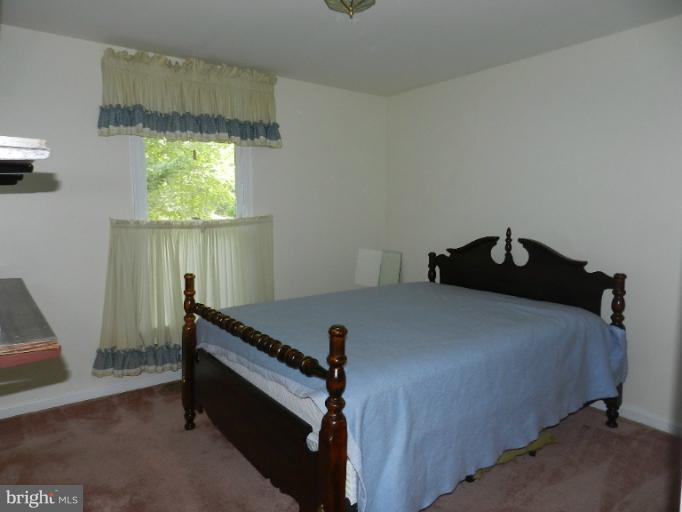 24 Benner Loop Ruther Glen, VA 22546 - Photo 13 of 17 Bedroom