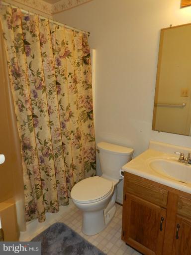 24 Benner Loop Ruther Glen, VA 22546 - Photo 10 of 17 Bath