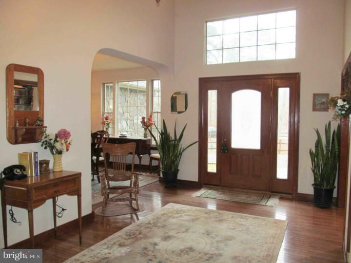 27 Burrs Mill Road Southampton, NJ 08088 - Photo 2 of 25 Foyer