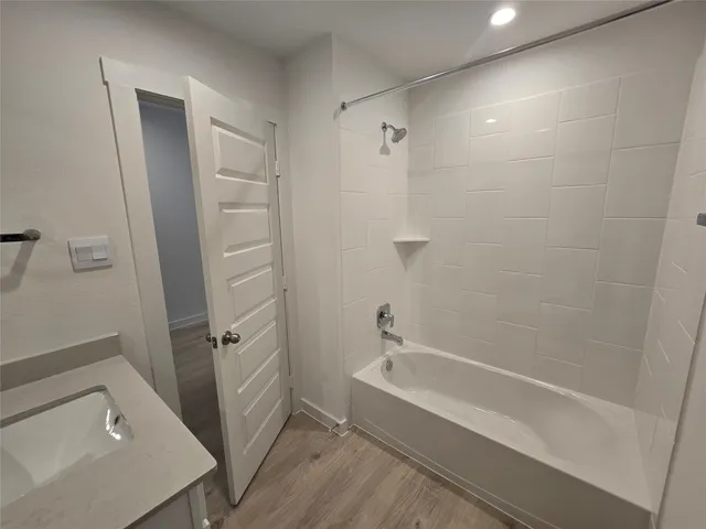 $2,125 | 8042 Marchese Drive, Richmond, TX 77406