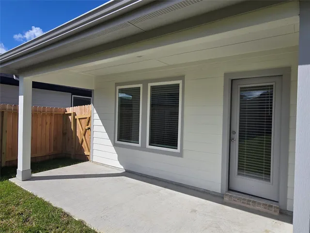 $2,125 | 8042 Marchese Drive, Richmond, TX 77406