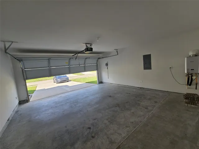 $2,125 | 8042 Marchese Drive, Richmond, TX 77406