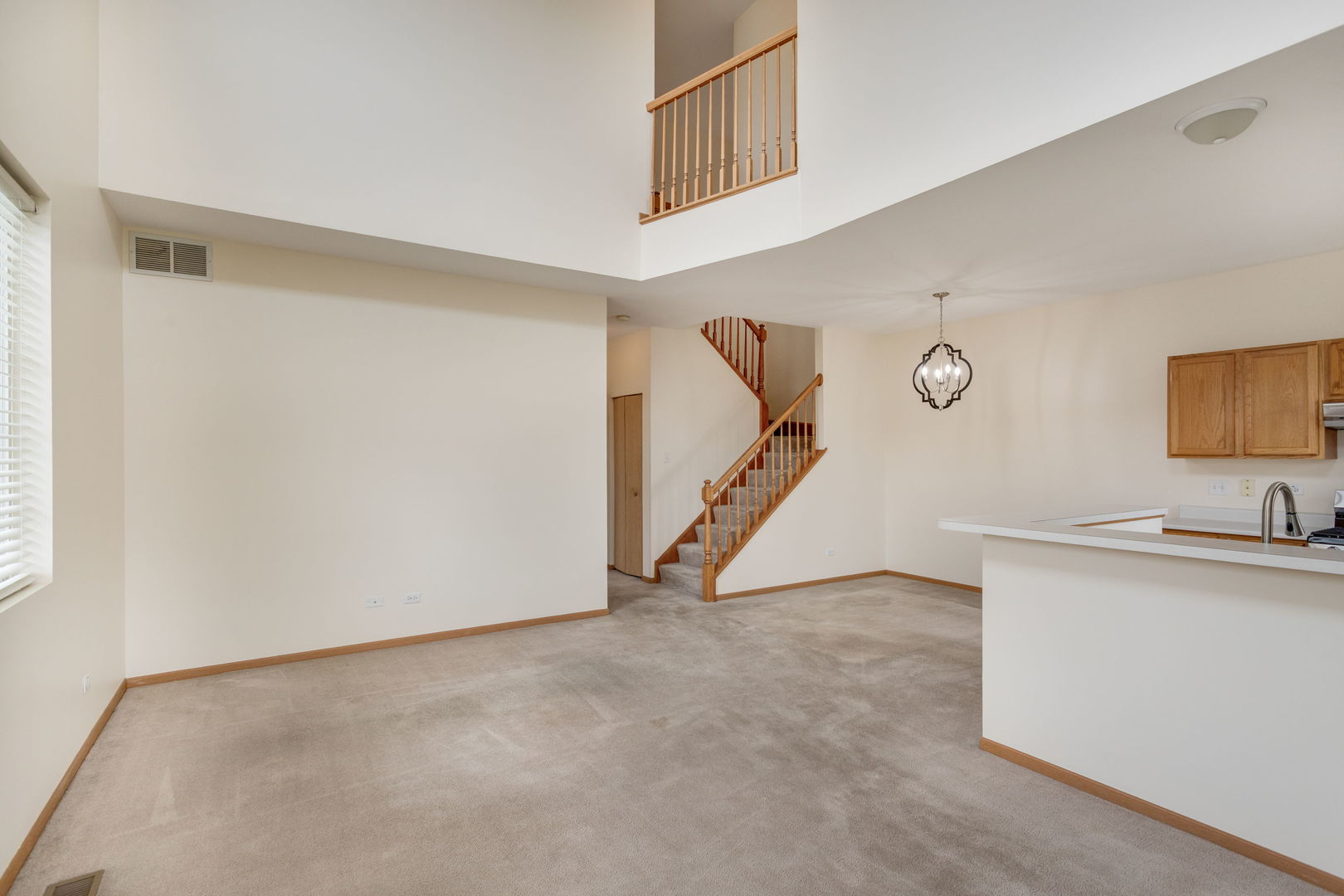 153 Yarrow Court Romeoville, IL 60446 - Photo 9 of 20 Gallery Image 9