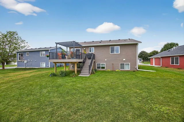 $299,000 | 1049 Talon Avenue, Wabasha, MN 55981