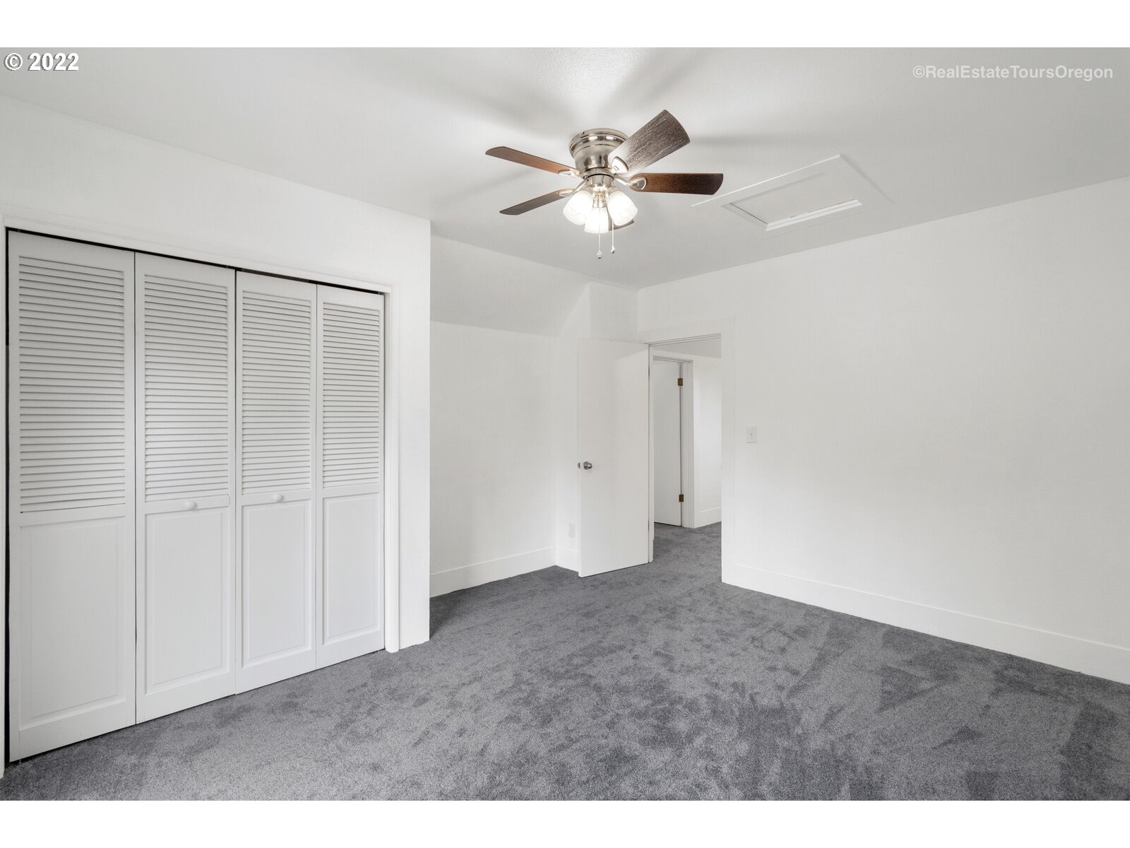 707 Roxe Drive Forest Grove, OR 97116 - Photo 25 of 32 a view of an empty room