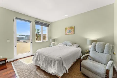 $3,149,000 | 7157 Fay Avenue, La Jolla, CA 92037