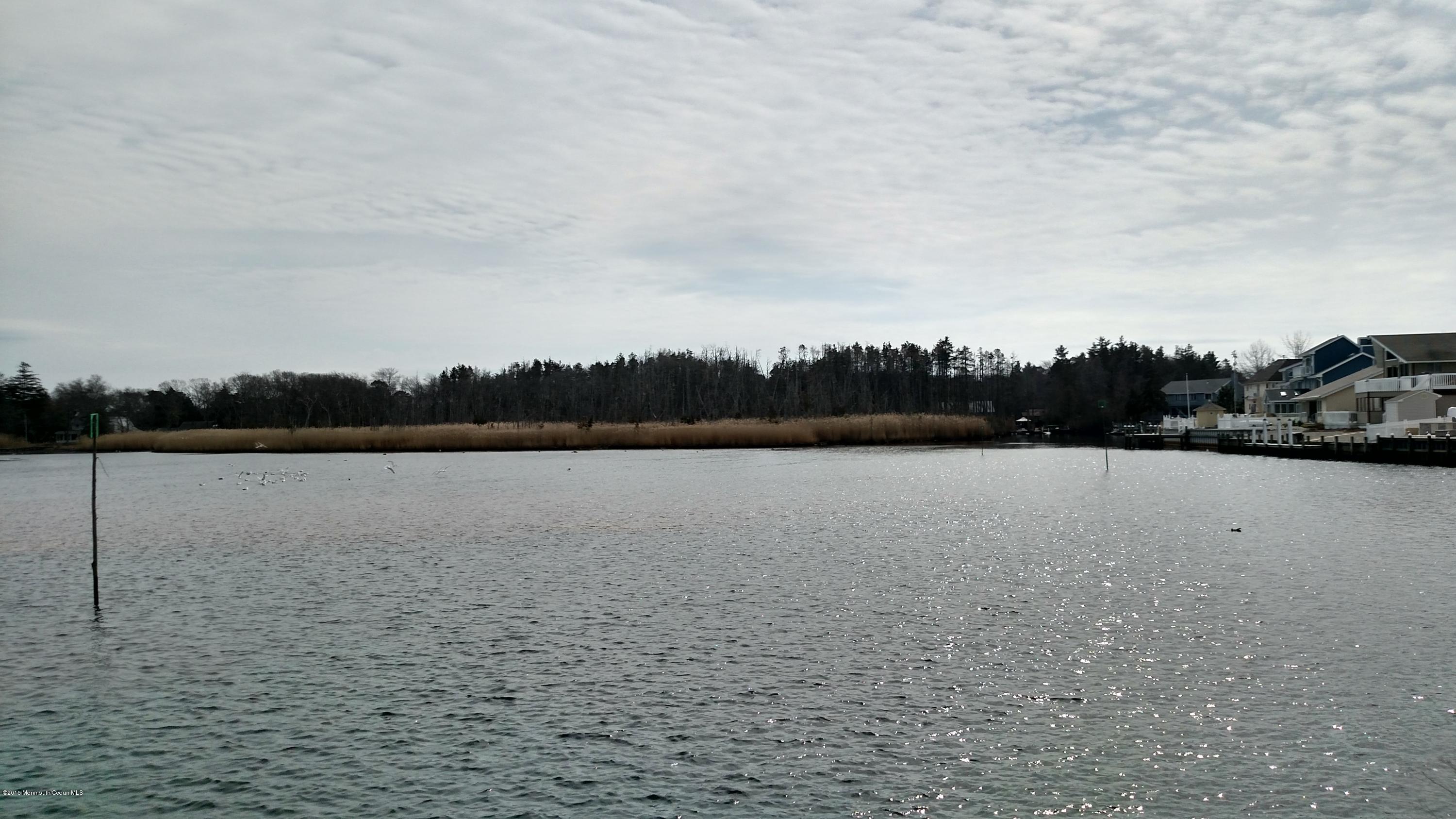 59 North Island Road Bayville, NJ 08721 - Photo 10 of 38 IMG_20150316_140052853_HDR