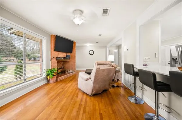 $269,000 | 2101 Fairview Lane, Pineville, LA 71360