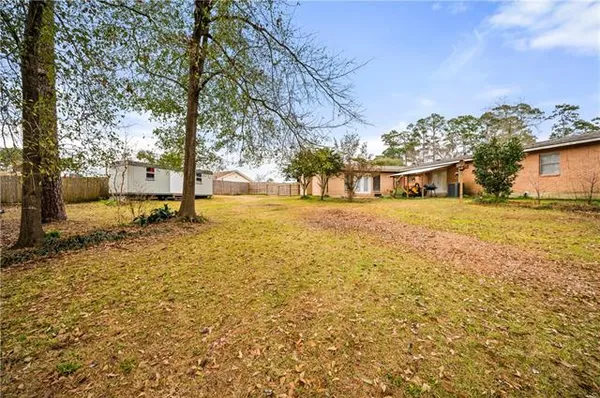 $269,000 | 2101 Fairview Lane, Pineville, LA 71360