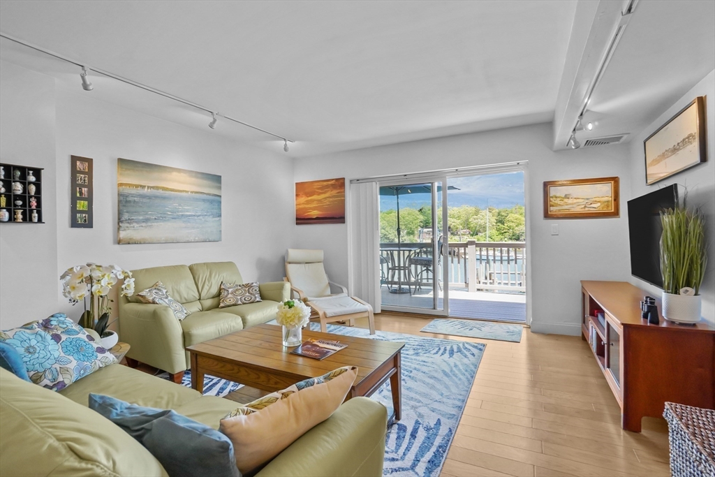 45 Main Street, Unit 112 Wareham, MA 02571 - Photo 4 of 36