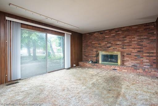27075 Harvard Road Southfield, MI 48076 - Photo 15 of 24 27075HarvardFAMILYROOM.jpg