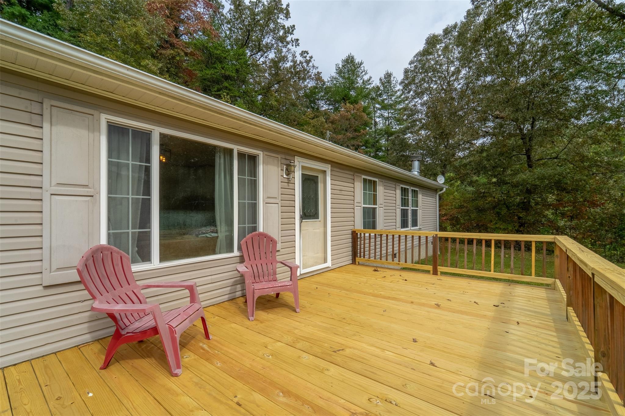 179 Fresh Water Rdg Road Whittier, NC 28789 - Photo 7 of 48 a house view with a seating space