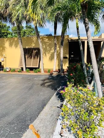 $3,050 | 16119 Kingsmoor Way, Unit 16119, Miami Lakes, FL 33014