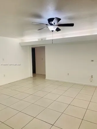 $3,050 | 16119 Kingsmoor Way, Unit 16119, Miami Lakes, FL 33014