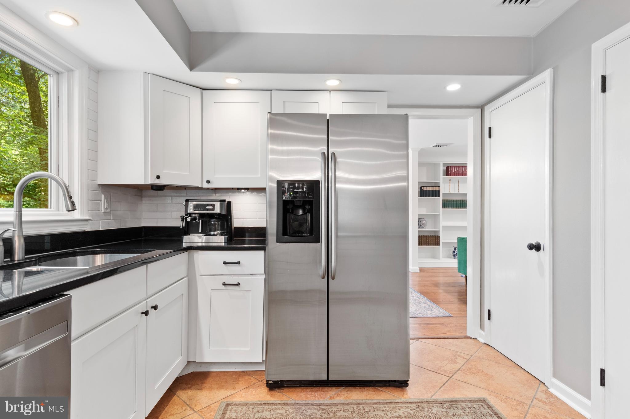 280 Danell Road Wayne, PA 19087 - Photo 25 of 57 Kitchen