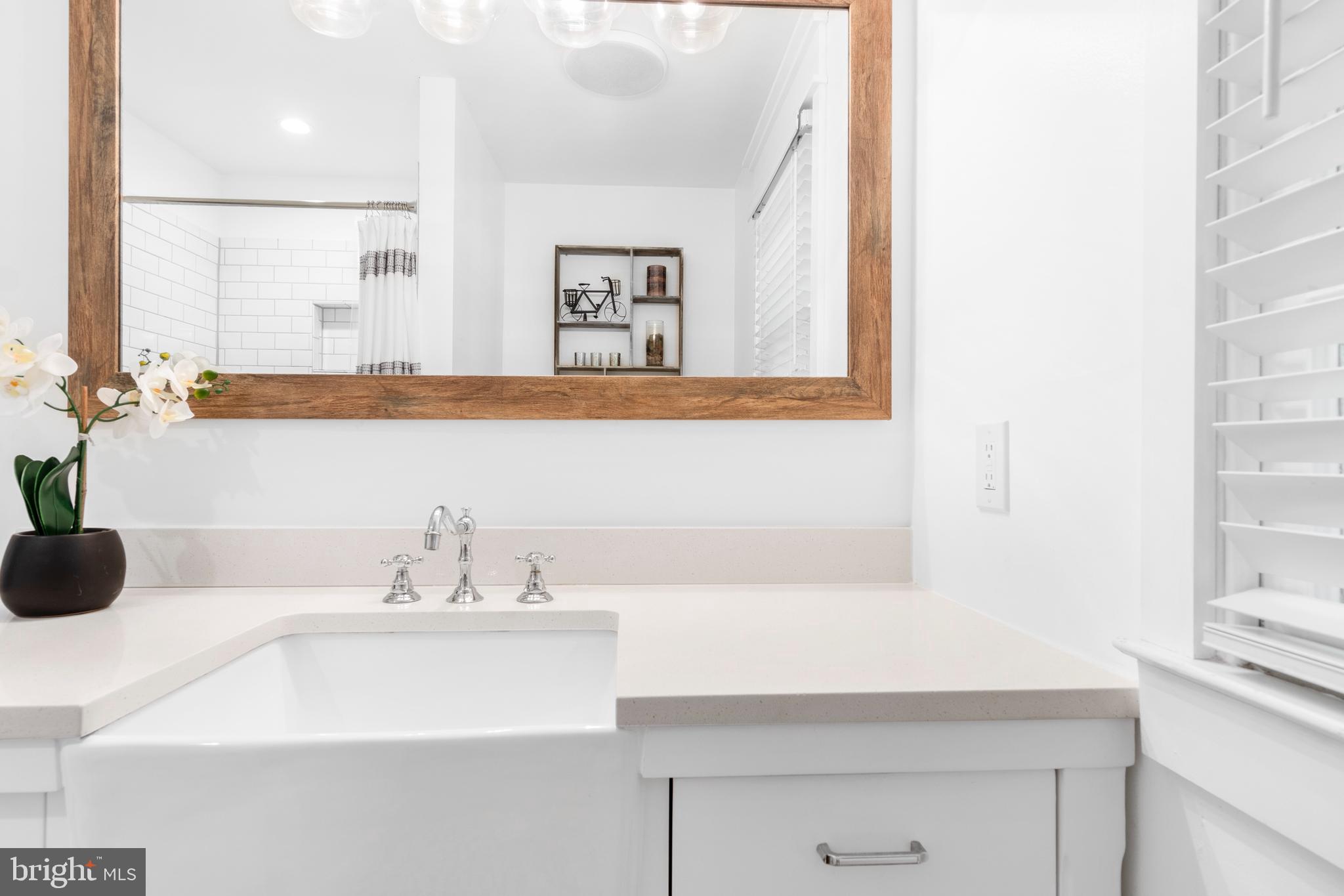 280 Danell Road Wayne, PA 19087 - Photo 46 of 57 Primary Suite Bathroom.