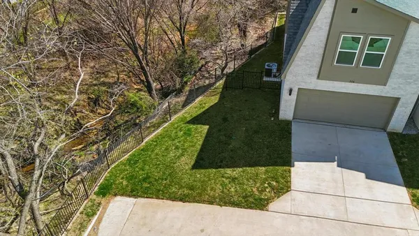 $3,000 | 306 Oakbend Drive, Lewisville, TX 75067