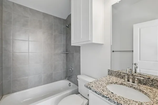 $3,000 | 306 Oakbend Drive, Lewisville, TX 75067