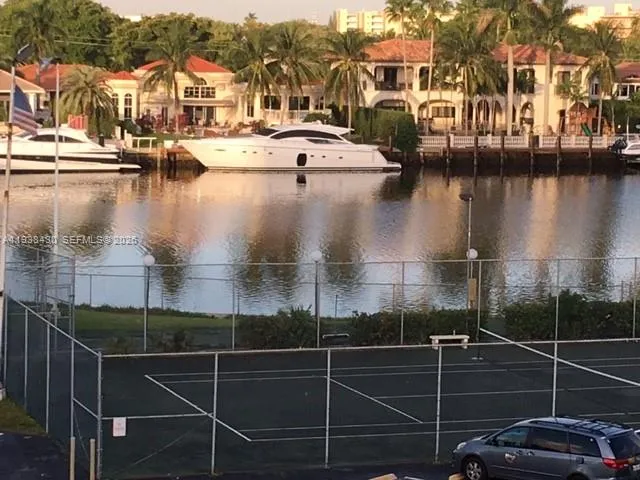 $2,000 | 701 Three Islands Boulevard, Unit 407, Hallandale Beach, FL 33009