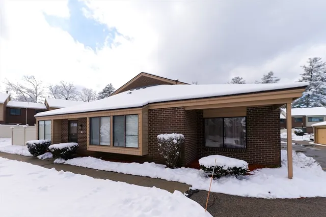 $375,000 | 117 Greenbrook Drive, Unit 117, Stoughton, MA 02072