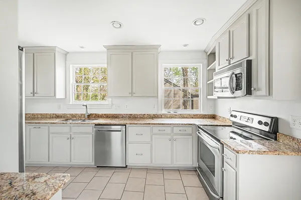 $4,450 | 4317 Lealand Lane, Nashville, TN 37204