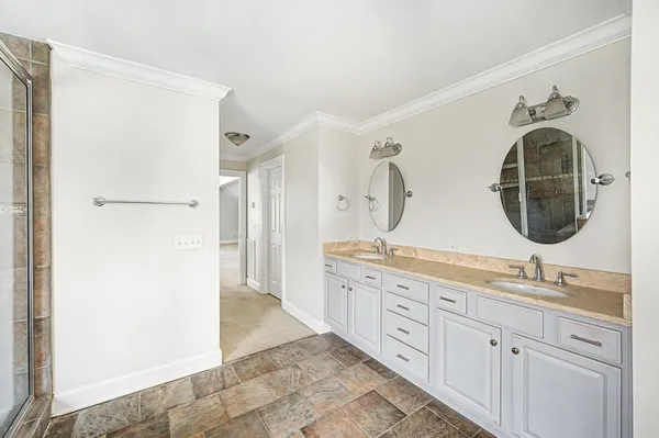 $4,450 | 4317 Lealand Lane, Nashville, TN 37204
