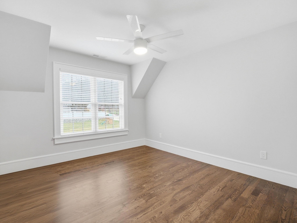 121 Greenwood Road Andover, MA 01810 - Photo 23 of 40