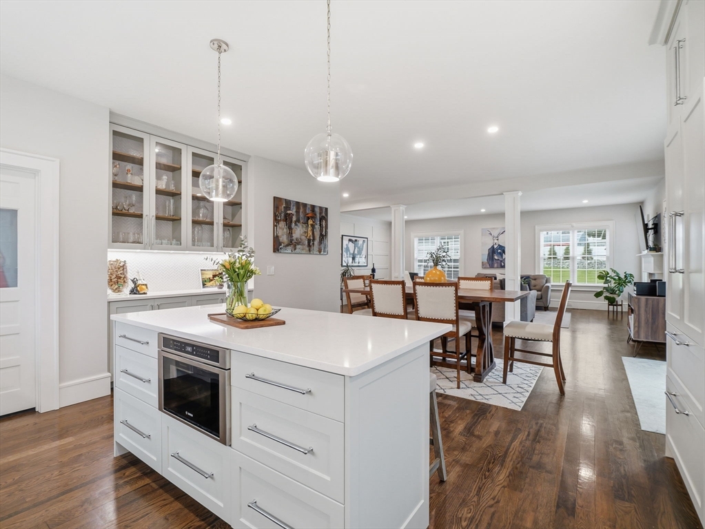 121 Greenwood Road Andover, MA 01810 - Photo 3 of 40