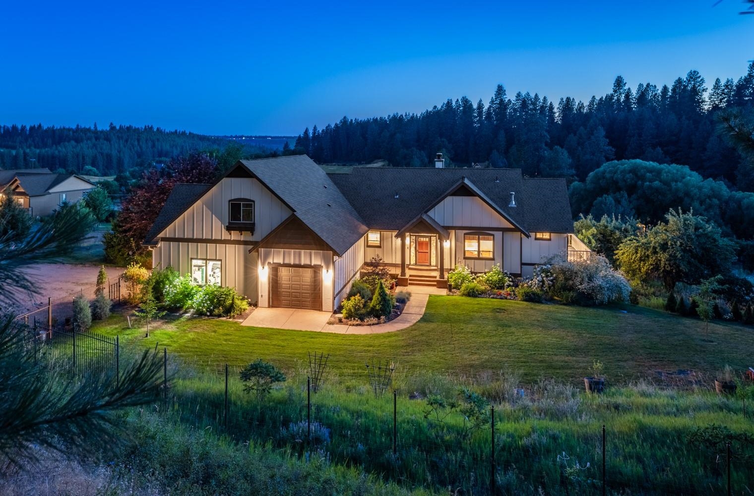 7814 South Ellis Road Spokane, WA 99223 - Photo 3 of 50