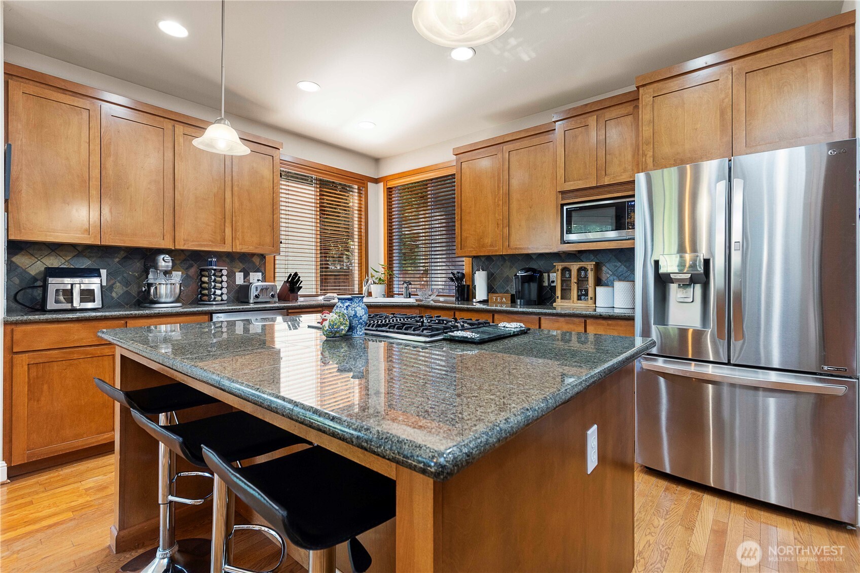 9127 Northeast 160th Place Bothell, WA 98011 - Photo 11 of 36